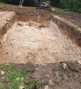 Photo d'un terrassement pour un piscine en coque